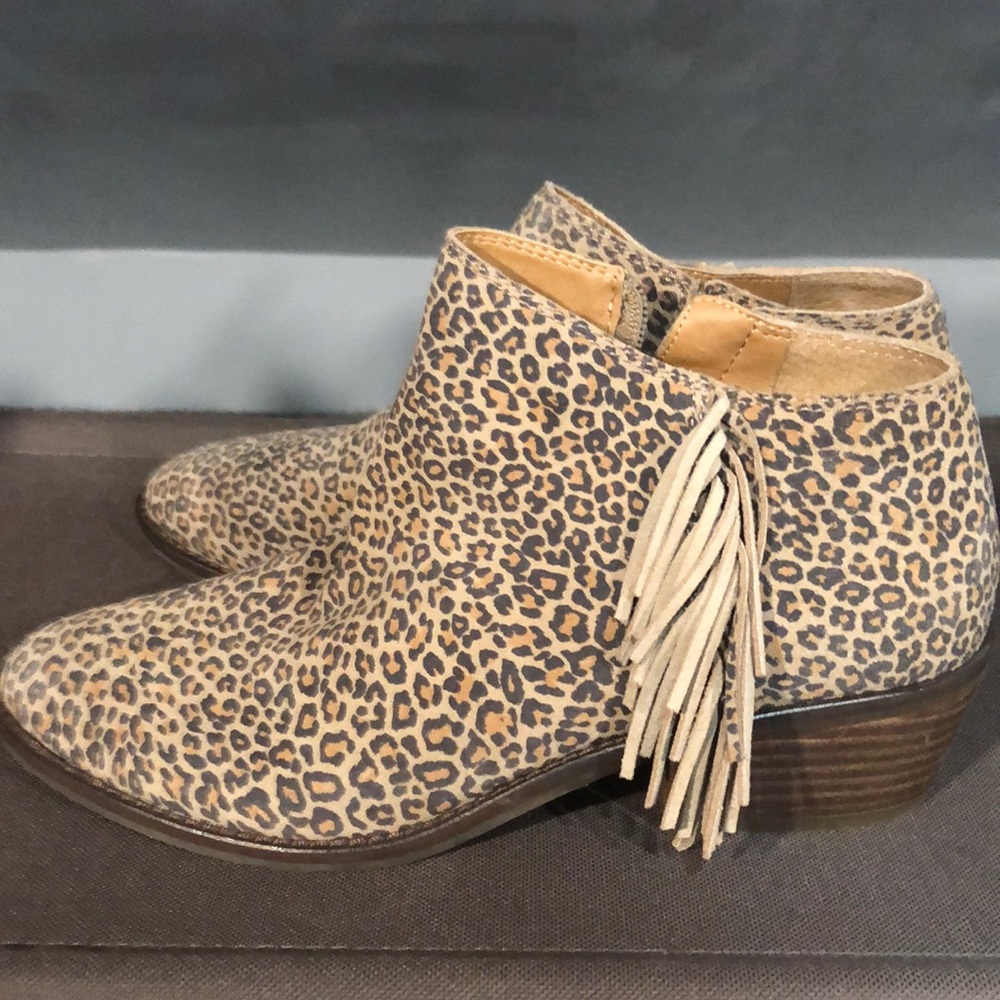 Lucky Brand bootie - Picture 2 of 6